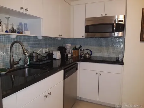 801 Brickell Bay Drive Miami FL 33131