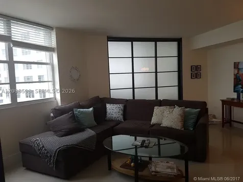 801 Brickell Bay Drive Miami FL 33131