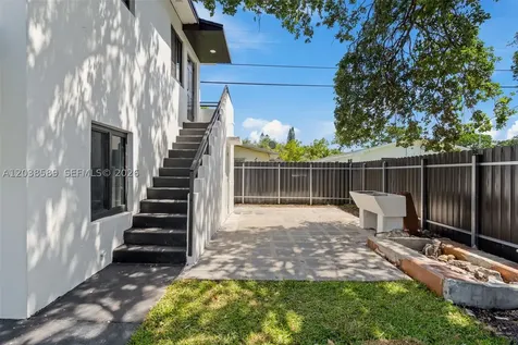 1824 NW 47th Street Miami FL 33142