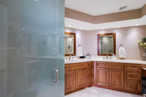 888 Brickell Key Drive Miami FL 33131