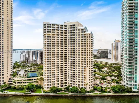 888 Brickell Key Drive Miami FL 33131