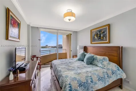 888 Brickell Key Drive Miami FL 33131