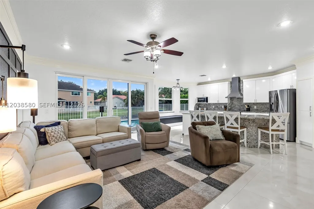 10214 NW 54th Place Coral Springs FL 33076