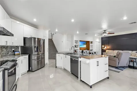 10214 NW 54th Place Coral Springs FL 33076