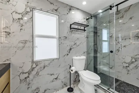 10214 NW 54th Place Coral Springs FL 33076