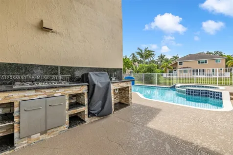 10214 NW 54th Place Coral Springs FL 33076