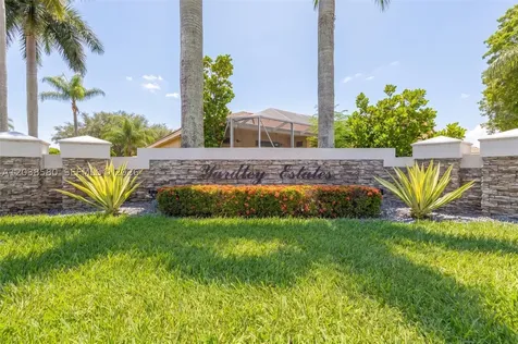 10214 NW 54th Place Coral Springs FL 33076