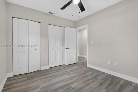 5637 SW 36th Court West Park FL 33023
