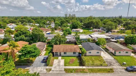 5637 SW 36th Court West Park FL 33023