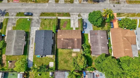 5637 SW 36th Court West Park FL 33023