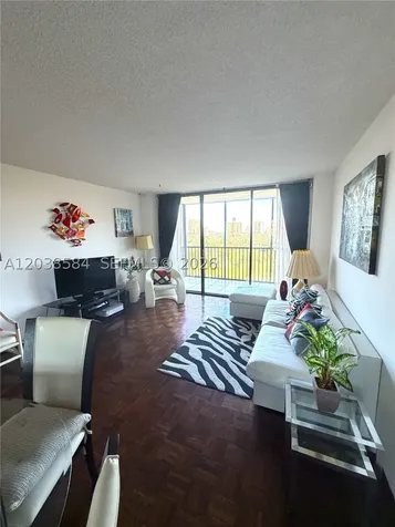 20335 W Country Club Drive Aventura FL 33180