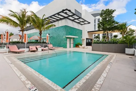 11 NE 6th Street Miami FL 33132