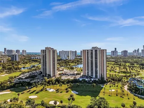 20379 W Country Club Drive Aventura FL 33180