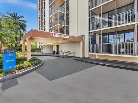 20379 W Country Club Drive Aventura FL 33180