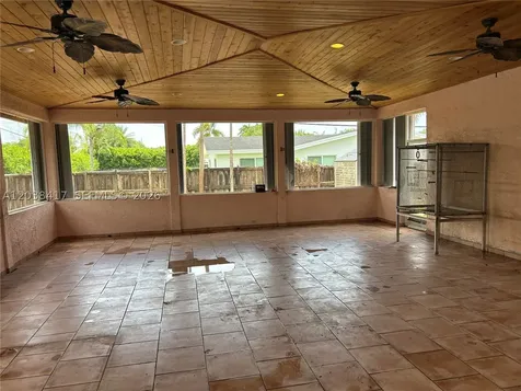 8385 SW 105th Street Miami FL 33156