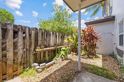 2222 SE 24th Place Homestead FL 33035