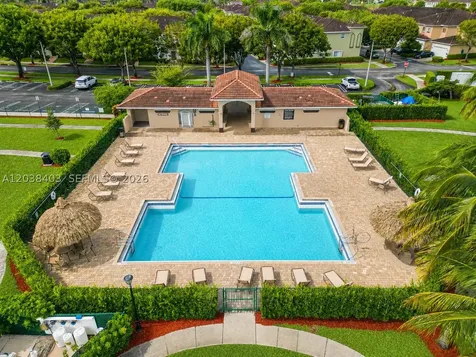 2222 SE 24th Place Homestead FL 33035