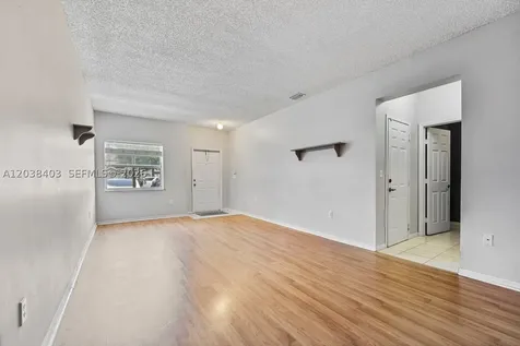 2222 SE 24th Place Homestead FL 33035