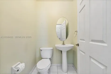 2222 SE 24th Place Homestead FL 33035