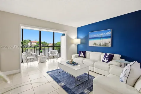 850 SW 138th Avenue Pembroke Pines FL 33027