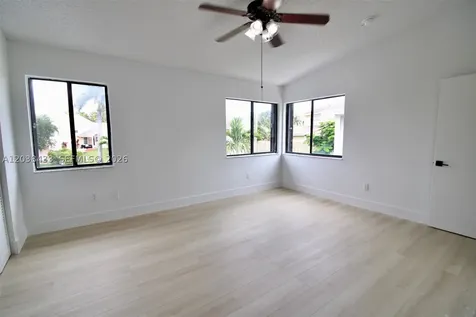 21808 SW 99th Avenue Cutler Bay FL 33190