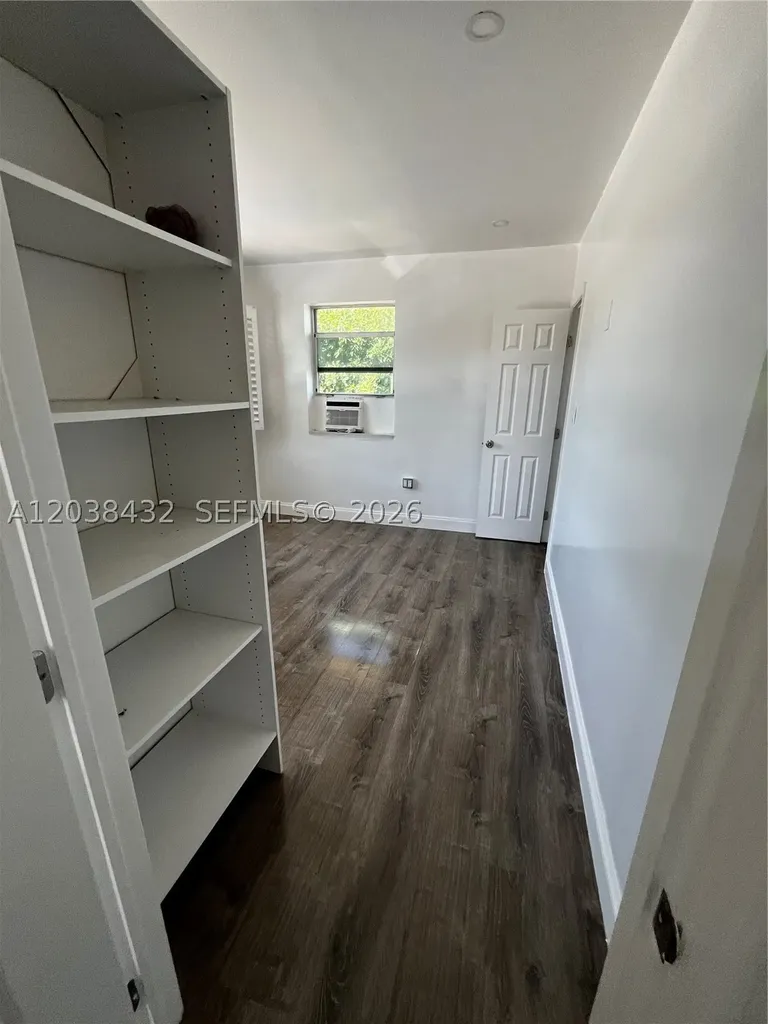 5926 Wiley Street Hollywood FL 33023