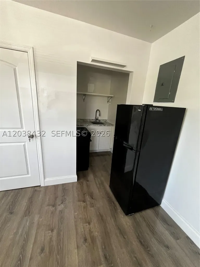 5926 Wiley Street Hollywood FL 33023