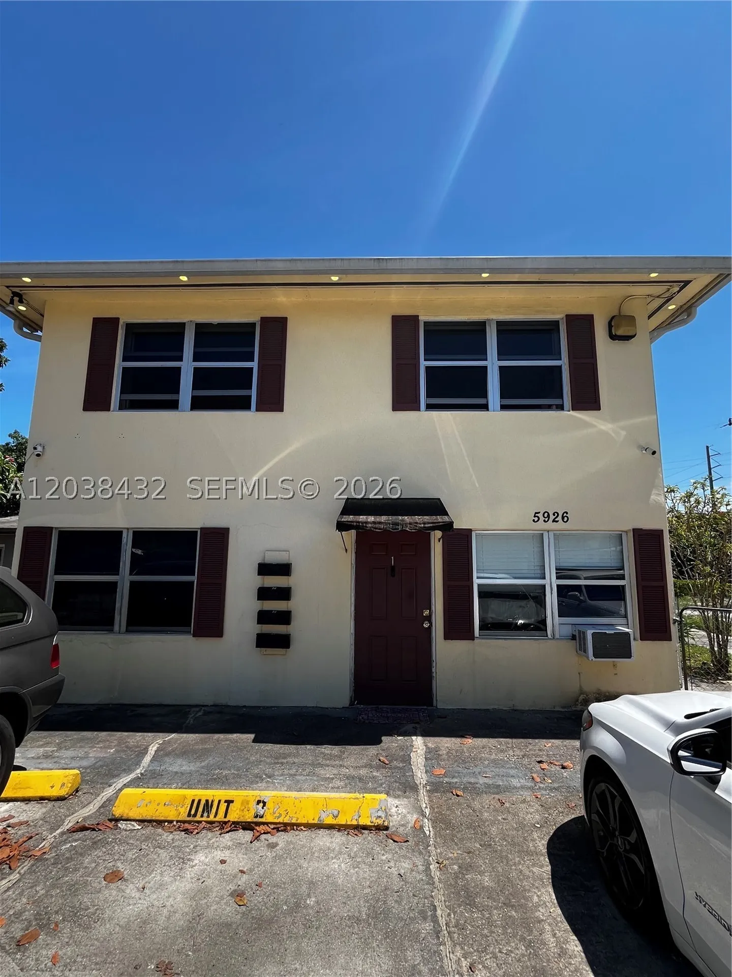 5926 Wiley Street Hollywood FL 33023