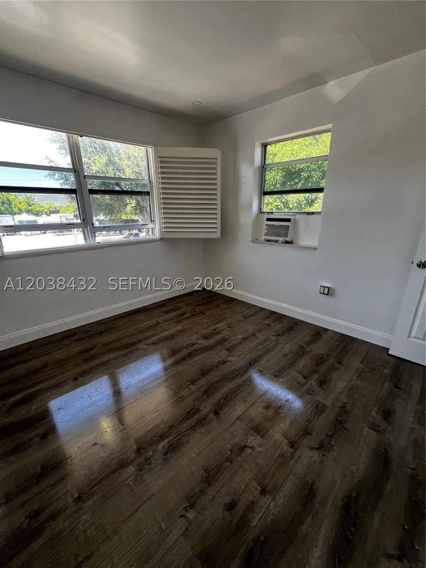 5926 Wiley Street Hollywood FL 33023