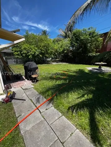 5926 Wiley Street Hollywood FL 33023