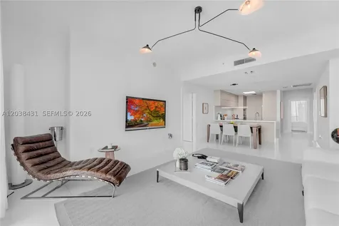 900 Biscayne Boulevard Miami FL 33132