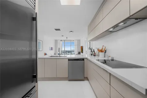 900 Biscayne Boulevard Miami FL 33132