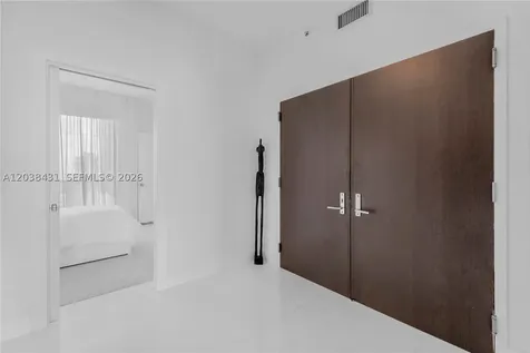 900 Biscayne Boulevard Miami FL 33132