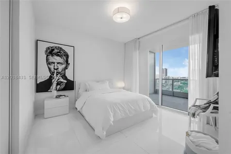 900 Biscayne Boulevard Miami FL 33132