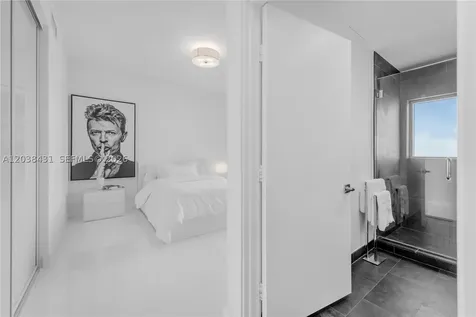 900 Biscayne Boulevard Miami FL 33132