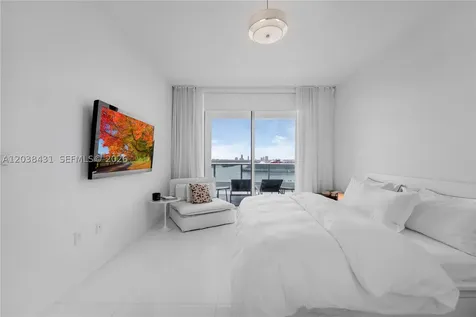 900 Biscayne Boulevard Miami FL 33132