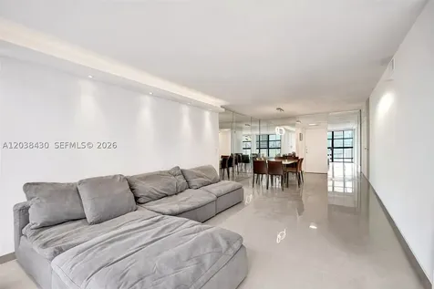 400 Leslie Drive Hallandale Beach FL 33009