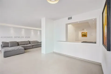 400 Leslie Drive Hallandale Beach FL 33009