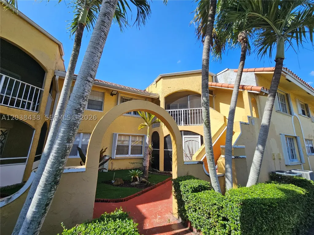 15665 SW 74th Cir Drive Miami FL 33193