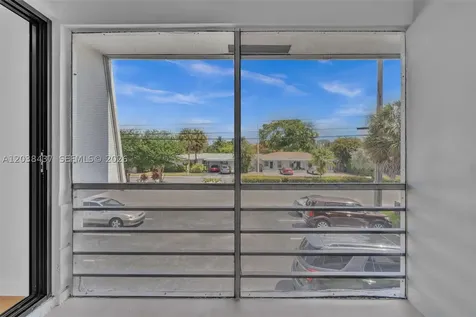 1924 NE 26th Street Wilton Manors FL 33305