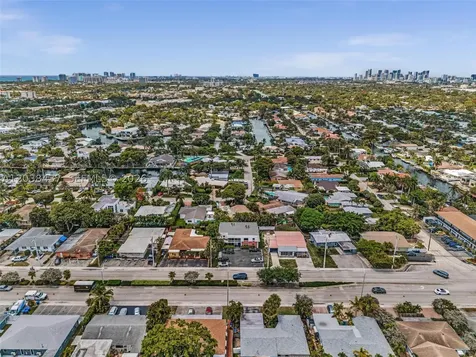 1924 NE 26th Street Wilton Manors FL 33305