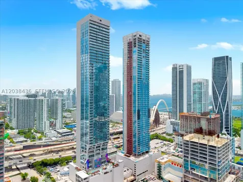 20 NE 11th Street Miami FL 33132