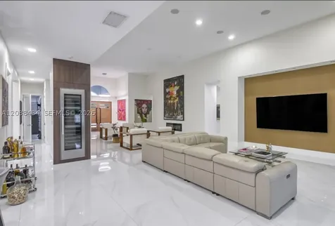 11390 SW 30th Street Miami FL 33165