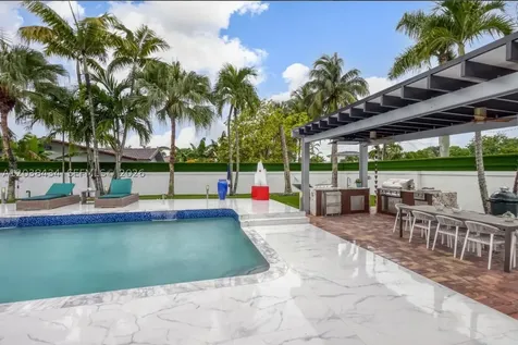 11390 SW 30th Street Miami FL 33165