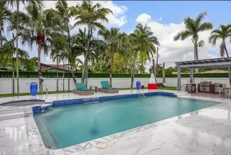 11390 SW 30th Street Miami FL 33165