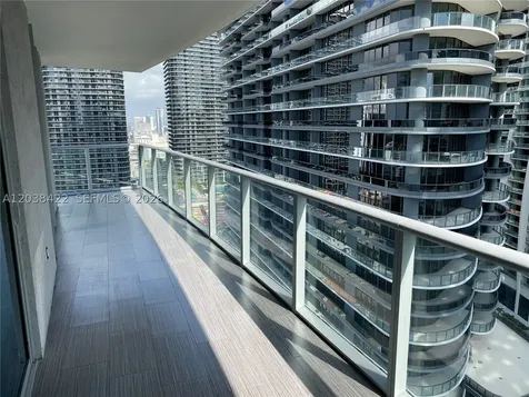 1100 S Miami Avenue Miami FL 33130