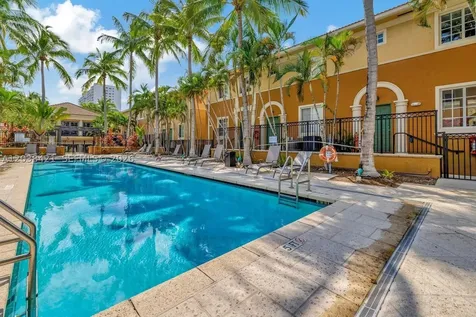 2845 NE 185th Street Aventura FL 33180