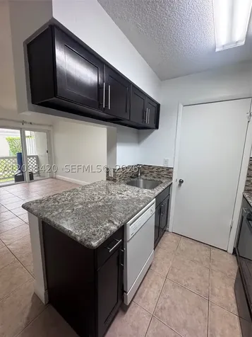 17425 NW 67th Place Hialeah FL 33015