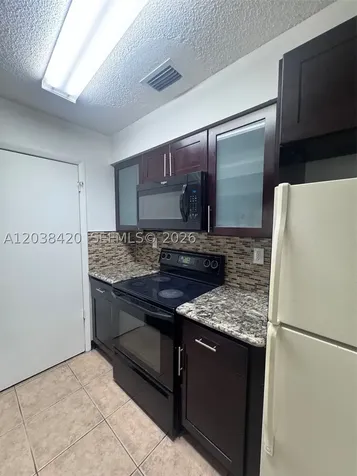 17425 NW 67th Place Hialeah FL 33015