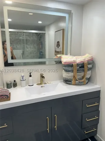 1904 S Ocean Drive Hallandale Beach FL 33009